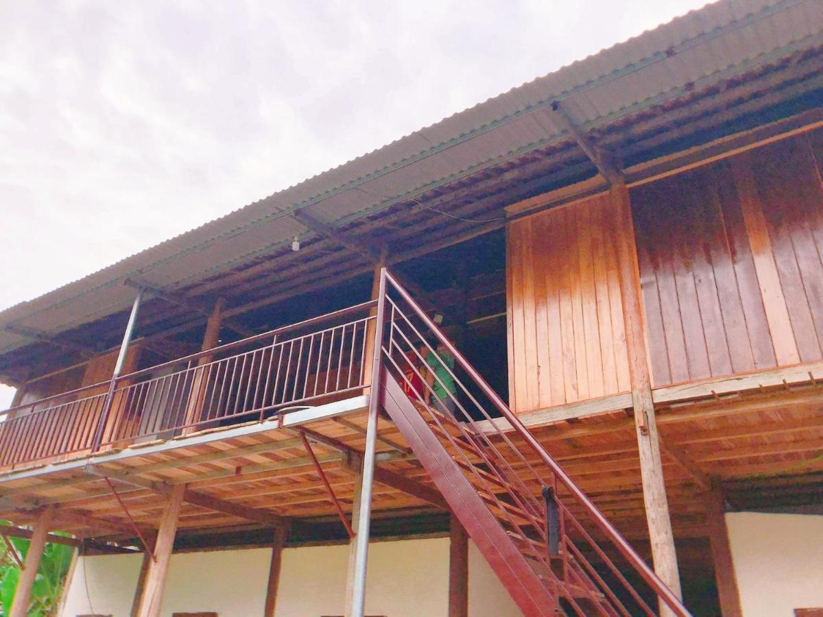 Hoàng Quân Homestay Ba Be Esterno foto