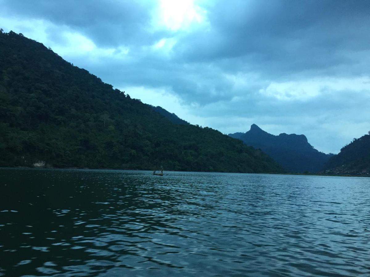 Hoàng Quân Homestay Ba Be Esterno foto